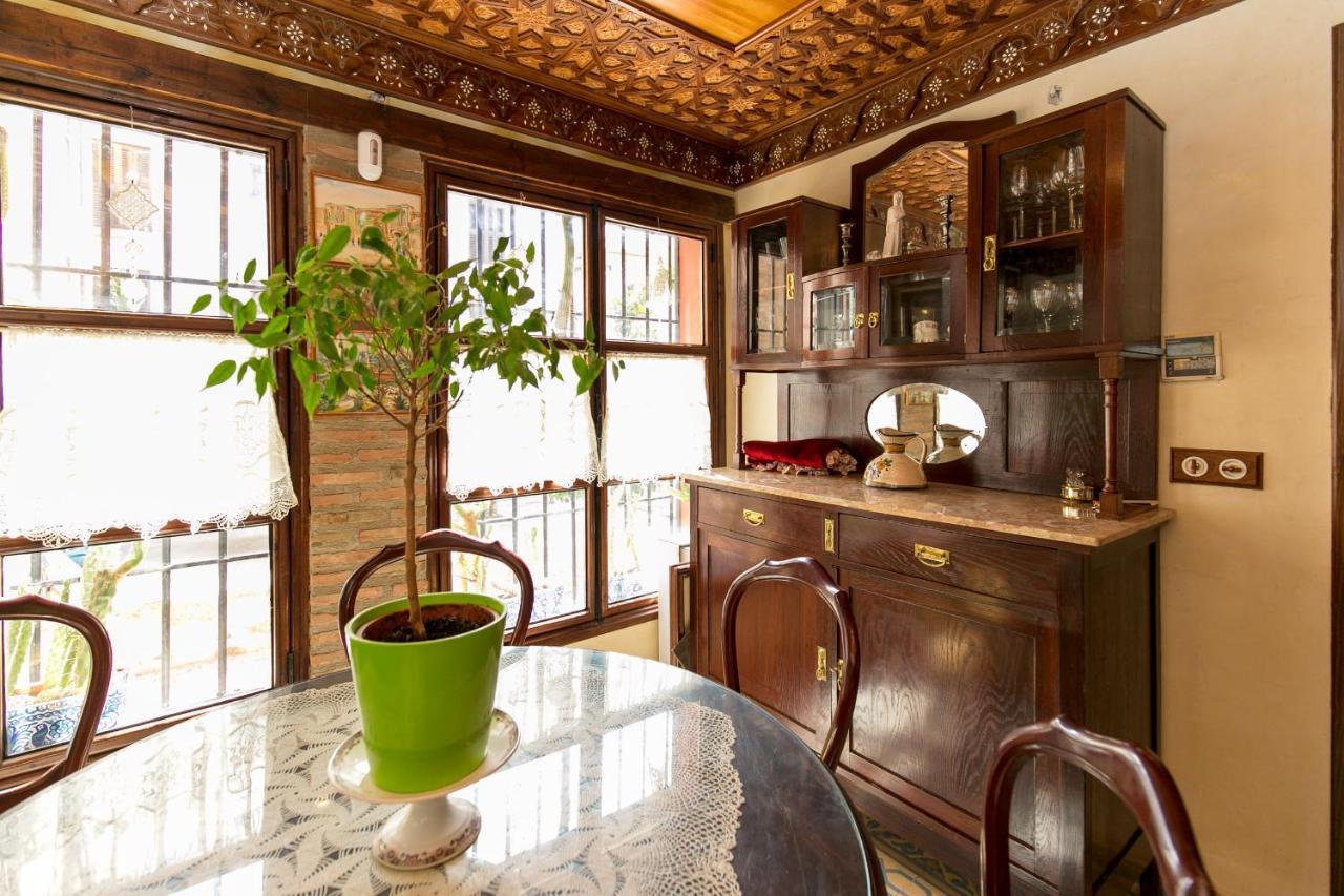 Вилла Charming Andalusian House - Free Parking Гранада Экстерьер фото